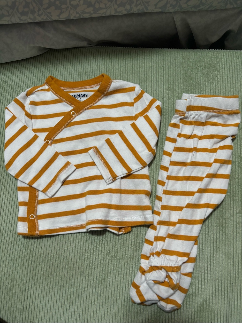 Old Navy Striped Mustard and White Set